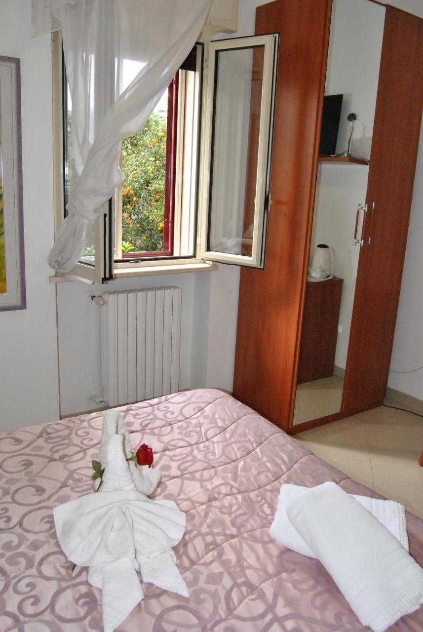 Villa Aurora B&B Бари Екстериор снимка